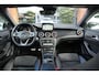 Mercedes-Benz GLA 200 Premium Plus AMG Panoramadak Carplay Leer/Alcantara Cruise Clima