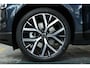 Volvo EX30 P5 Long Range Plus Black Edition Europa 69 kWh | 20" Y-Spaaks Wielen | Elektrisch Verstelbare Voorstoelen | Stoel/Stuurverwarming | Extra Getint Glas | Harman Kardon Premium Audio | Phone as Key |