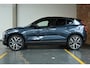 Volvo EX30 P5 Long Range Plus Black Edition Europa 69 kWh | 20" Y-Spaaks Wielen | Elektrisch Verstelbare Voorstoelen | Stoel/Stuurverwarming | Extra Getint Glas | Harman Kardon Premium Audio | Phone as Key |