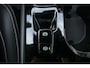 Volvo XC40 1.5 T4 Recharge R-Design ELEKT. TREKHAAK, STOELVERWARMING, LEER/ALCANTARA, ADAPT. CRUISE, CLIMA, NAVI, CAMERA, PDC V&A, APPLE CARPLAY/ANDROID AUTO, KEYLESS, HARMAN/KARDON, ELEKT. ACHTERKLEP, 131.273KM
