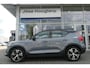Volvo XC40 1.5 T4 Recharge R-Design ELEKT. TREKHAAK, STOELVERWARMING, LEER/ALCANTARA, ADAPT. CRUISE, CLIMA, NAVI, CAMERA, PDC V&A, APPLE CARPLAY/ANDROID AUTO, KEYLESS, HARMAN/KARDON, ELEKT. ACHTERKLEP, 131.273KM