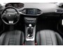 Peugeot 308 SW 1.2 PureTech Blue Lease Premium | Apple Carplay/Android auto | Stoelverwarming | Panoramadak | Lederen bekleding | Park assist | Lane assist | Keyless entry/start | Climate control |Cruise control | Achteruitrijcamera | Navigatie | Elektrische ramen v/a | Bluetooth | DAB |
