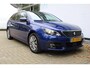 Peugeot 308 SW 1.2 PureTech Blue Lease Premium | Apple Carplay/Android auto | Stoelverwarming | Panoramadak | Lederen bekleding | Park assist | Lane assist | Keyless entry/start | Climate control |Cruise control | Achteruitrijcamera | Navigatie | Elektrische ramen v/a | Bluetooth | DAB |
