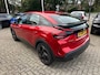 Citroën C4 1.2 Puretech Feel Edition | Carplay | Camera | Navigatie | Head-up | Trekhaak | Adaptieve Cruise | Climate Control| | Achterbank in delen neerklapbaar | Achteruitrijcamera | Airco (automatisch)