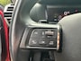 Citroën C4 1.2 Puretech Feel Edition | Carplay | Camera | Navigatie | Head-up | Trekhaak | Adaptieve Cruise | Climate Control| | Achterbank in delen neerklapbaar | Achteruitrijcamera | Airco (automatisch)