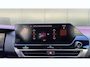 Citroën C4 1.2 Puretech Feel Edition | Apple Carplay / Android Auto | Camera | Navigatie | Head-up | Trekhaak | Adaptieve Cruise | Climate Control| | Achterbank in delen neerklapbaar | Achteruitrijcamera | Airco (automatisch)