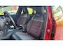 Citroën C4 1.2 Puretech Feel Edition | Apple Carplay / Android Auto | Camera | Navigatie | Head-up | Trekhaak | Adaptieve Cruise | Climate Control| | Achterbank in delen neerklapbaar | Achteruitrijcamera | Airco (automatisch)
