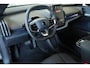 Volvo EX30 P5 Long Range Plus Europa 69 kWh | Elektrisch Verstelbare Voorstoelen | Stoel/Stuurverwarming | Phone As Key | Harman Kardon Premium Audio | Extra Getint Glas | Google Infotainment | Achteruitrijcamera |