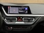BMW 1-Serie 120i M-Pakket 2024 NAP PANO KUIPSTOELEN LED CAMERA