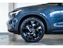 Volvo EX40 Single Motor Extended Range Ultra Black Edition | Schuif/Kantel-Panoramadak | 360º Visual Park Camera | Elektrisch Verstelbare Voorstoelen | Stoel/Stuurverwarming |