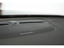 Volvo EX40 Single Motor Extended Range Ultra Black Edition | Schuif/Kantel-Panoramadak | 360º Visual Park Camera | Elektrisch Verstelbare Voorstoelen | Stoel/Stuurverwarming |