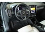 Volvo EC40 Single Motor Extended Range Ultra Europa 82 kWh | Extra Getint Glas | Panoramadak | Harman Kardon Premium Audio | Elektrisch Verstelbare Voorstoelen | Stoel/Stuurverwarming |
