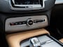 Volvo XC90 2.0 T8 Twin Engine AWD Inscription | 7 PERS | PANORAMADAK | 360 CAMERA | LUCHTVERING | TREKHAAK | APPLE CARPLAY |BOMVOL