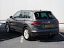Volkswagen Tiguan 1.5 TSI Comfortline Business 130 PK | Navigatie | LED | 18" Kingston" | Trekhaak | elektr. achterklep |