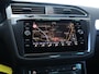 Volkswagen Tiguan 1.5 TSI Comfortline Business 130 PK | Navigatie | LED | 18" Kingston" | Trekhaak | elektr. achterklep |