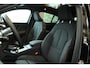 Volvo EC40 Single Motor Extended Range Plus Black Edition | 360º Visual Park Camera | Elektrisch Verstelbare Voorstoelen | Stoel/Stuurverwarming | Harman Kardon Premium Audio |