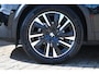 Peugeot 2008 | Adaptive Cruise Control | Stoelverwarming | Schuif/Kanteldak | Navi by App | Dodehoek Detectie | DAB | Achteruitrijcamera | Full-Led | Leder/Alcantara bekleding | LMV 18" |
