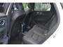 Volvo XC60 T6 Plug-in hybrid AWD Ultra Dark | Luchtvering | Trekhaak | Verwarmbare voorstoelen, achterbank en stuurwiel | Premium audio by Harman Kardon | Apple carplay/Android auto | Panoramisch Schuif-/kanteldak | 360 graden Camera | BLIS | Adaptieve Cruise Control |