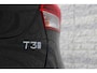 Volvo V40 1.5 T3 Polar+ Sport | Dealeronderhouden | Panoramadak | Achteruitrijcamera | Voorstoelen verwarmd | Cruise Control | Premium Audio by Harman Kardon | Extra getint glas | R-Design leder bekleding |