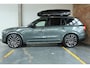 Volvo XC90 T8 Plug-in hybrid AWD Ultra Dark Executive Edition | Bowers & Wilkins | Luchtvering | Geventileerde Nappa Leder Voorstoelen met Massage | Gelamineerde Zijruiten | 22" Lichtmetalen Wielen | Head-Up Display |