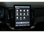 Volvo XC90 T8 Plug-in hybrid AWD Ultra Dark Executive Edition | Bowers & Wilkins | Luchtvering | Geventileerde Nappa Leder Voorstoelen met Massage | Gelamineerde Zijruiten | 22" Lichtmetalen Wielen | Head-Up Display |