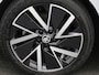 Skoda Octavia Combi 1.4 TSI iV PHEV Business Edition | Apple Carplay / Android Auto | Panoramadak | Achteruitrijcamera | Stoelverwarming Voor en Achter |