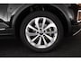 Volkswagen T-Roc 1.5 TSI 150pk DSG Style Trekhaak Keyless Camera Navigatie LED
