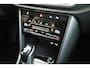 Volkswagen T-Roc 1.5 TSI 150pk DSG Style Trekhaak Keyless Camera Navigatie LED