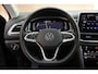 Volkswagen T-Roc 1.5 TSI 150pk DSG Style Trekhaak Keyless Camera Navigatie LED