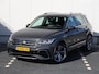 Volkswagen Tiguan 1.5 TSI R-Line Business 150 pk DSG | Camera | Trekhaak | Navigatie | LED Matrix | Stoel- en stuurverwarming | Keyless | Alarm | Elektrische achterklep