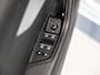 Audi A4 Avant 40 TFSI S-Line edition / 204pk / Panorama dak / Trekhaak / Stoelverwarming /