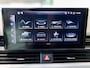 Audi A4 Avant 40 TFSI S-Line edition / 204pk / Panorama dak / Trekhaak / Stoelverwarming /