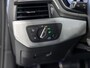 Audi A4 Avant 40 TFSI S-Line edition / 204pk / Panorama dak / Trekhaak / Stoelverwarming /
