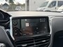 Peugeot 208 1.2 110PK Turbo Allure | Automaat | Navigatie | Apple Carplay/Android Auto | Panorama dak | Lichtmetaal | Cruise Control | Climate Control | Parkeercamera | Sensoren achterzijde