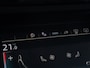 Audi E-tron 55 quattro 408pk Advanced 95 kWh / Fabrieksgarantie 01-2028 / Trekhaak / B&O / Memory