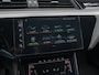 Audi E-tron 55 quattro 408pk Advanced 95 kWh / Fabrieksgarantie 01-2028 / Trekhaak / B&O / Memory