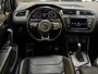 Volkswagen Tiguan 1.4 TSI ACT Highline 3X R-LINE PANO|DYNAUDIO|360 CAMERA|MEMORY|KEYLESS|SFEERVERLICHT|TREKHAAK|NAP|NL AUTO|20INCH