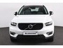 Volvo XC40 1.5 T5 Recharge R-Design - IntelliSafe Assist & Surround - Adaptieve LED koplampen - Parkeercamera achter - Verwarmde voorstoelen & stuur - Parkeersensoren voor & achter - Elektr. bedienb. voorstoelen met geheugen links - Draadloze tel. lader - Extra getint glas - 19' LMV