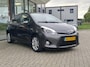 Toyota Yaris 1.5 Full Hybrid Dynamic | Trekhaak | Panoramadak | Cruise | Climate | Camera | Keyless