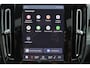 Volvo XC40 B3 Plus Dark - IntelliSafe Assist & Surround - 360º Camera - Harman/Kardon audio - Verwarmde voorstoelen & stuur - Parkeersensoren voor & achter - Elektr. bedienb. voorstoelen met geheugen links - Draadloze tel. lader - Standkachel - Extra getint glas - 18' LMV