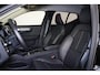 Volvo XC40 B3 Plus Dark - IntelliSafe Assist & Surround - 360º Camera - Harman/Kardon audio - Verwarmde voorstoelen & stuur - Parkeersensoren voor & achter - Elektr. bedienb. voorstoelen met geheugen links - Draadloze tel. lader - Standkachel - Extra getint glas - 18' LMV