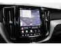 Volvo XC60 2.0 T6 Plug-in hybrid AWD Plus Bright | Trekhaak | Panoramadak |  | 360 graden camera | Elektrisch verstelbare en verwarmbare voorstoelen met geheugen| Premium audio by Harman Kardon  | Adaptive Cruise & Pilot Assist