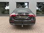 Mercedes-Benz E-klasse 300 e Luxury Line Luchtvering, Rijassistentiepakket, Trekhaak, 360 Camera, Burmester