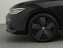 Volkswagen Passat Variant R-Line 1.5 eHybrid 272 PK | LED Matrix IQ | Panoramadak | Leder | Head-Up Display | DCC | Harman / Kardon | Side Assist | Elek. Kofferklep | Trekhaak | Elektrisch Verstelbare Stoelen | 360 Camera |
