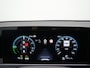Volkswagen Passat Variant R-Line 1.5 eHybrid 272 PK | LED Matrix IQ | Panoramadak | Leder | Head-Up Display | DCC | Harman / Kardon | Side Assist | Elek. Kofferklep | Trekhaak | Elektrisch Verstelbare Stoelen | 360 Camera |