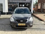 Kia Carens 2.0 CVVT X-tra 7p. Airco, Elektr. ramen en spiegels,L.M.Velgen,Stuurbekrachtiging