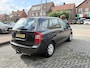 Kia Carens 2.0 CVVT X-tra 7p. Airco, Elektr. ramen en spiegels,L.M.Velgen,Stuurbekrachtiging