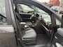 Kia Carens 2.0 CVVT X-tra 7p. Airco, Elektr. ramen en spiegels,L.M.Velgen,Stuurbekrachtiging