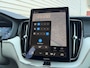Volvo XC60 T6 Plug-in hybrid AWD Ultra Bright / 22" Velgen / Luchtvering / Mulberry Red / Blond geventileerd nappa leder /