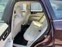 Volvo XC60 T6 Plug-in hybrid AWD Ultra Bright / 22" Velgen / Luchtvering / Mulberry Red / Blond geventileerd nappa leder /